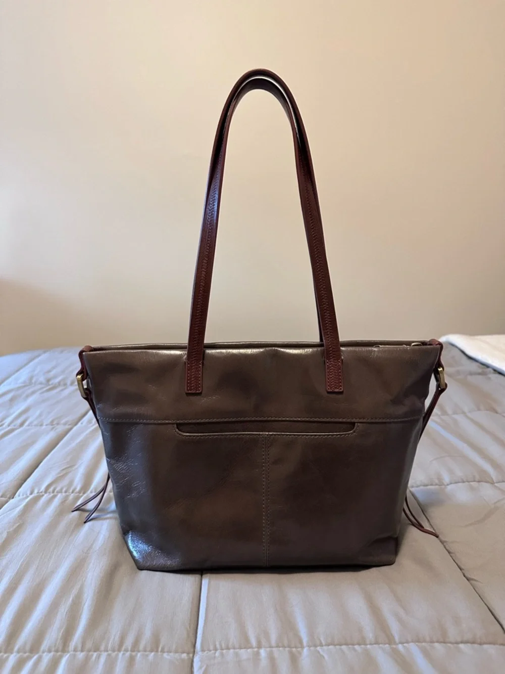 Hobo Cecily Tote Bag Gray Leather Brown Trim - Picture 2 of 7